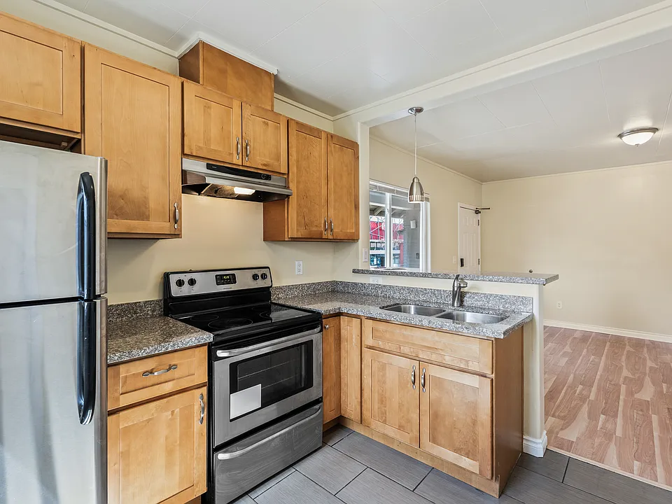 3901 Yakima Ave #2