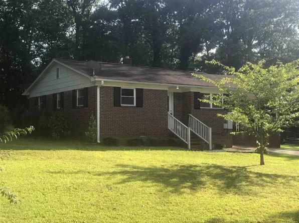 173 Greenway Dr, Cowpens, SC 29330