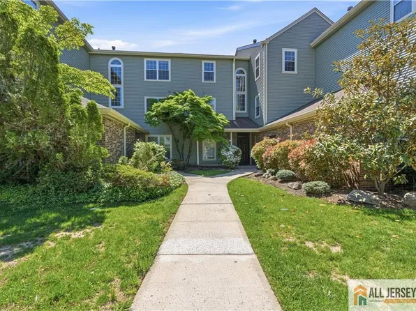 3383 Cypress Ct, Monmouth Junction, NJ 08852
