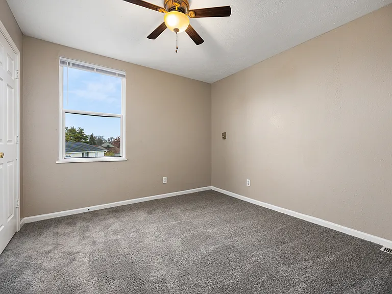 Sky Way Apartments — Photo 19
