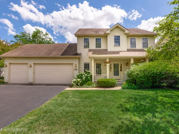 5050 Princeton Ln, Lake In The Hills, IL 60156