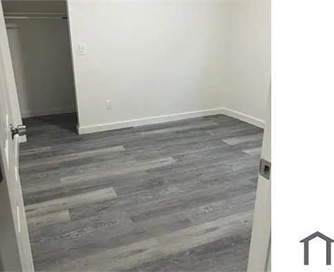 4555 Seebaldt St #2 — Photo 8