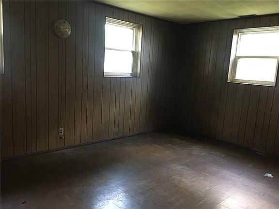 4th image of 3432 Ellen Dr