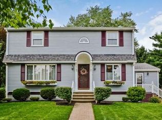 10 Washington Ter, Woburn, MA 01801