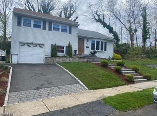 217 Kawameeh Dr, Union, NJ