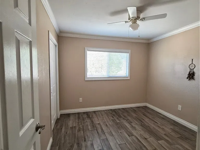 3554 Royal Ave — Photo 12