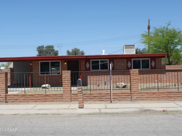 8417 E Fond Du Lac Dr, Tucson, AZ 85730