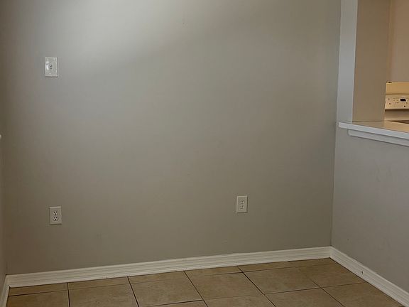 4th image of 657 S Orlando Ave #3