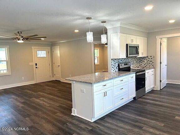 4th image of 9447 Lyn Marie Drive