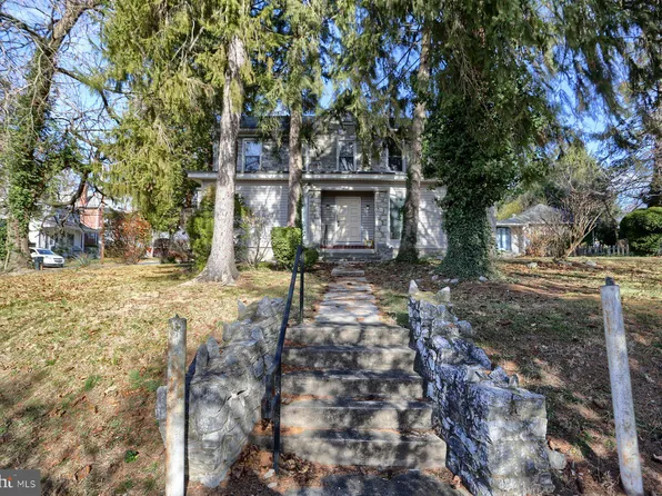 2600 Woodlawn St, Harrisburg, PA 17111