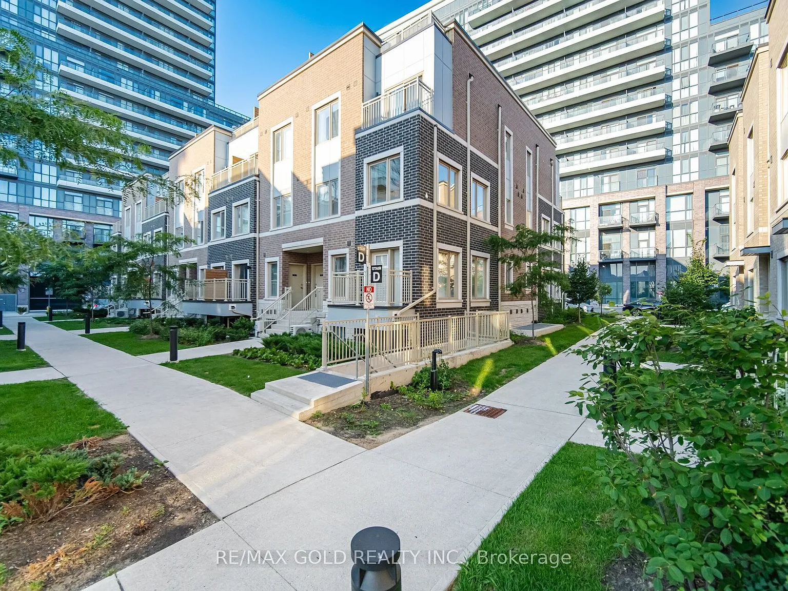 3 bed, $3,100 — Photo 1