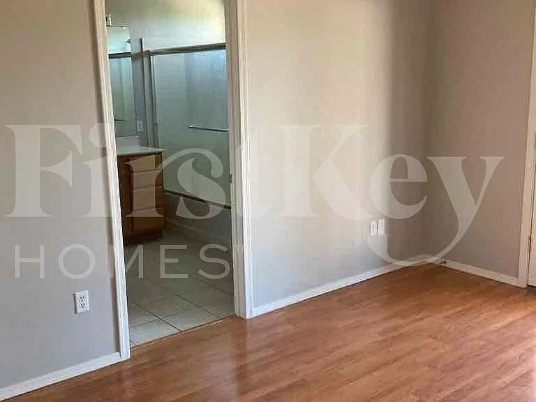 7718 W Sombrero View Ln — Photo 14