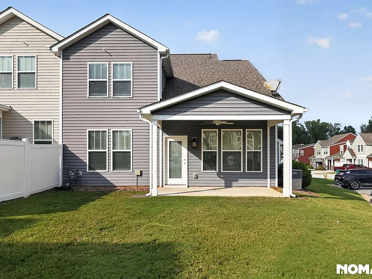 201 Sprucewood Ct — Photo 29