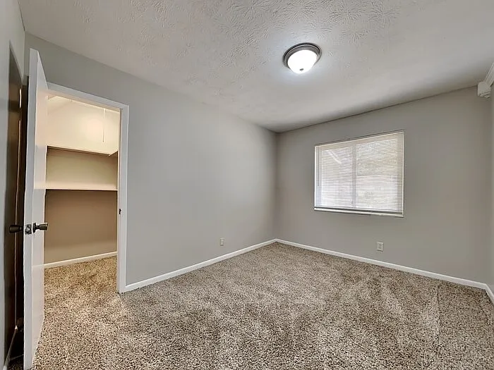 1846 Grove Park Dr — Photo 15