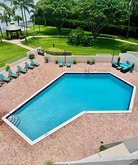 5200 N Flagler Dr #503 — Photo 18