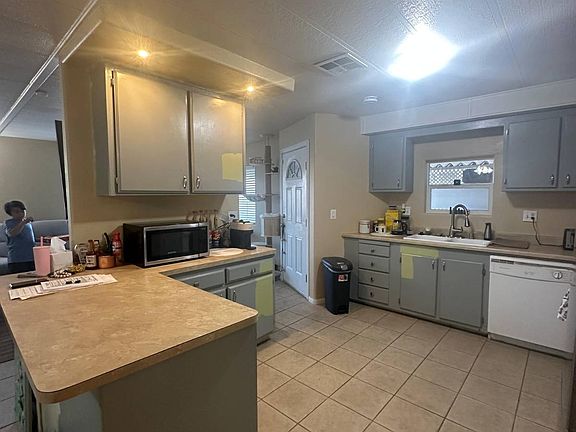 3rd image of 20843 Waalew Rd #B205