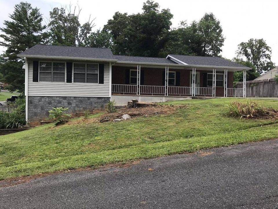 1st image of 120 Lamar Ave