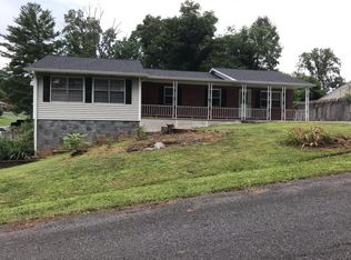 120 Lamar Ave, Johnson City, TN 37615