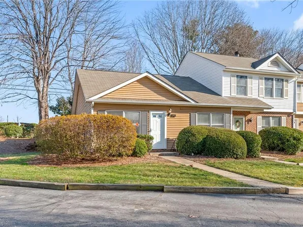 3703 Cotswold Ter Unit 1, Greensboro, NC 27410