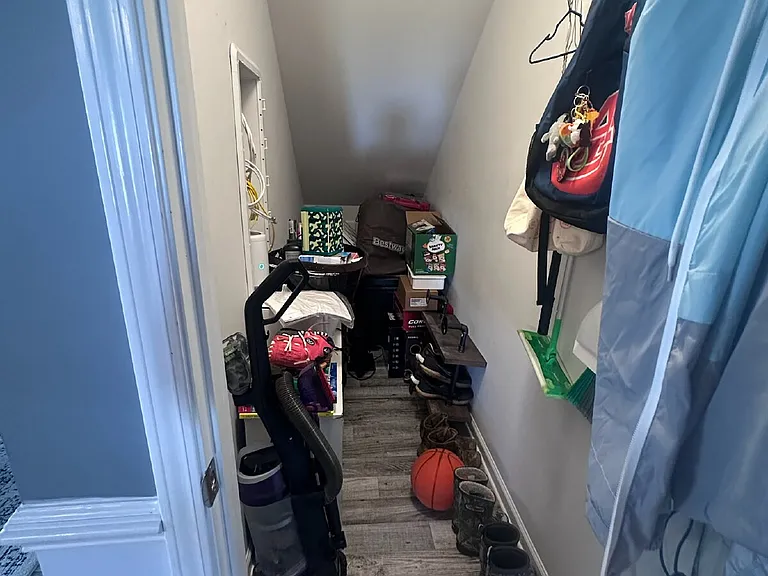 413 Century Ln — Photo 46