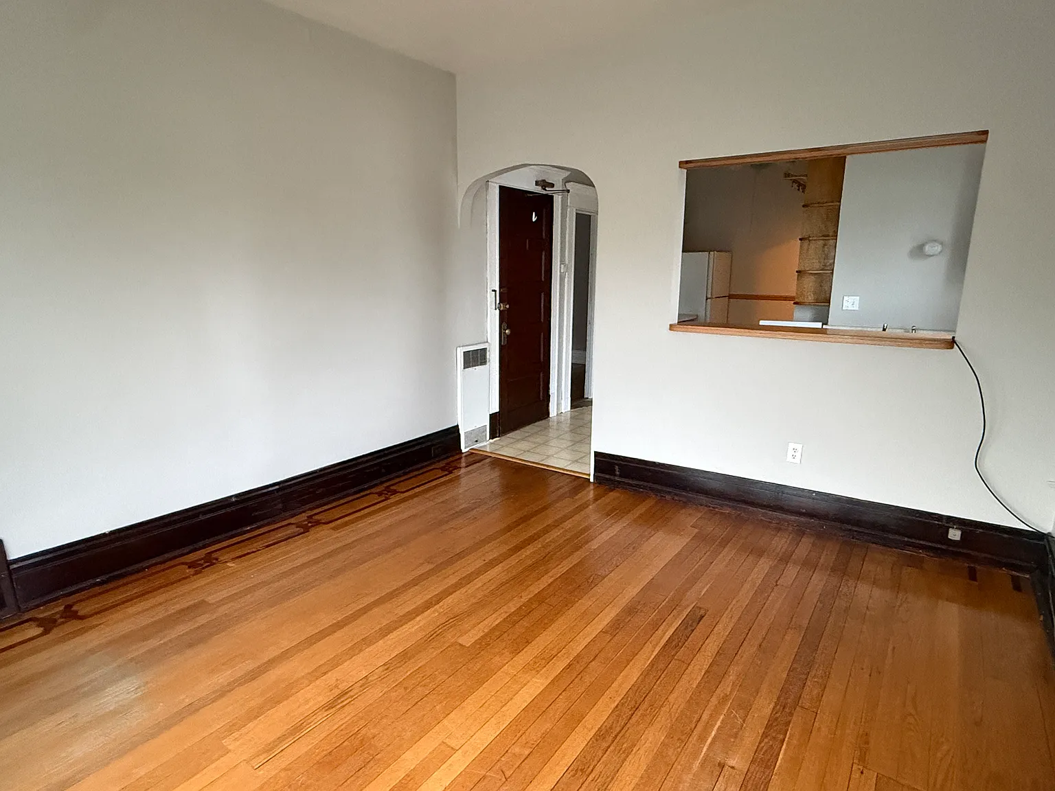 1 bed, 650 sqft, $1,150 — Photo 2