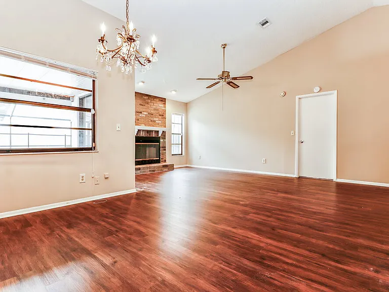 8905 Bayaud Dr — Photo 5