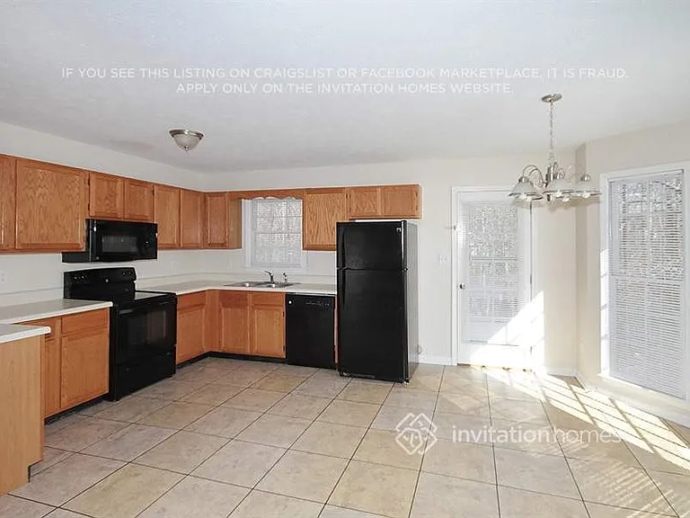 95 Sweetwater Ln — Photo 4
