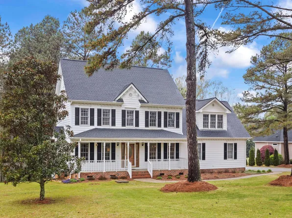 5812 Lunenburg Dr, Raleigh, NC 27603