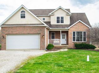 2670 Maple Leaf Ct, Centerburg, OH 43011