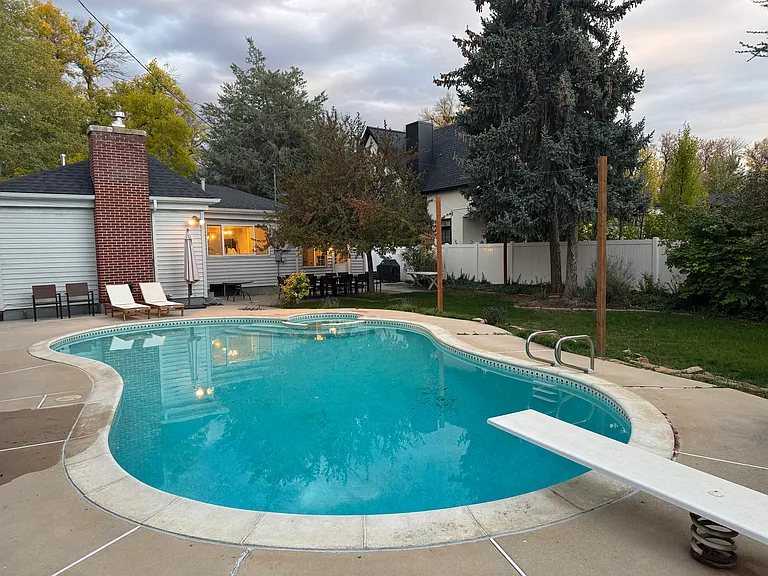 2206 S 1900 E — Photo 1