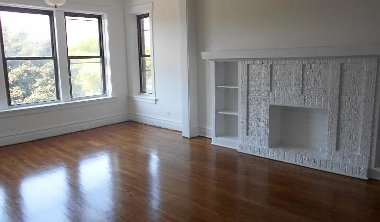 1307 W Lawrence Ave #2N — Photo 2