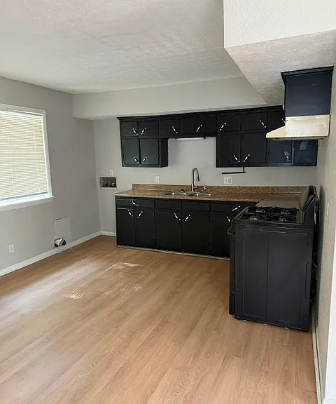 521 N Park Ave — Photo 6