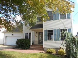830 Leeward Dr, Forked River, NJ 08731