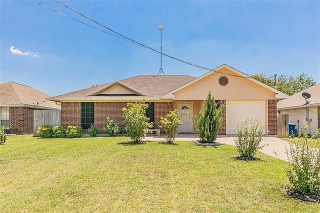 1st image of 1403 Melody Cir