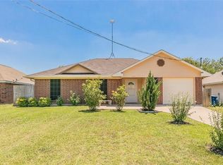 1403 Melody Cir, Kaufman, TX 75142