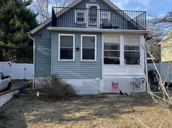 765 Chestnut Ave, Woodbury Heights, NJ 08097