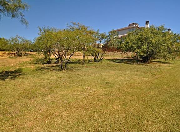 4th image of 1017 Excalibur Blvd