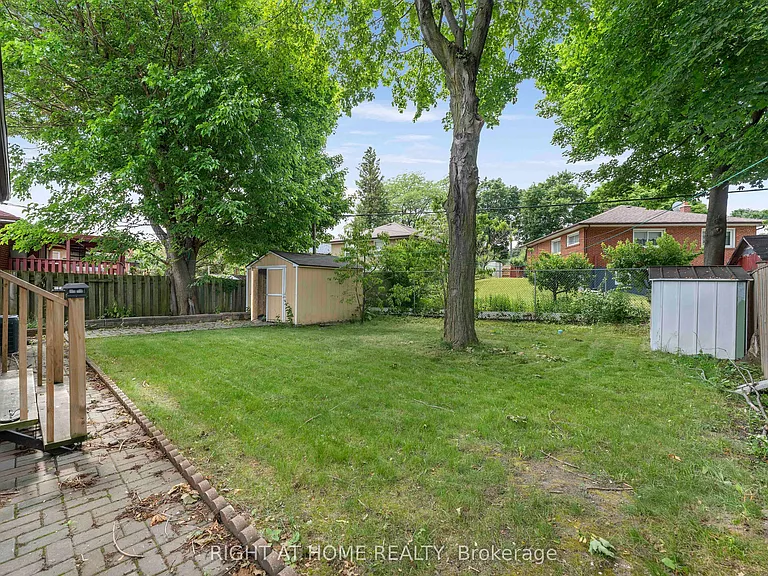 608 McCowan Rd — Photo 24
