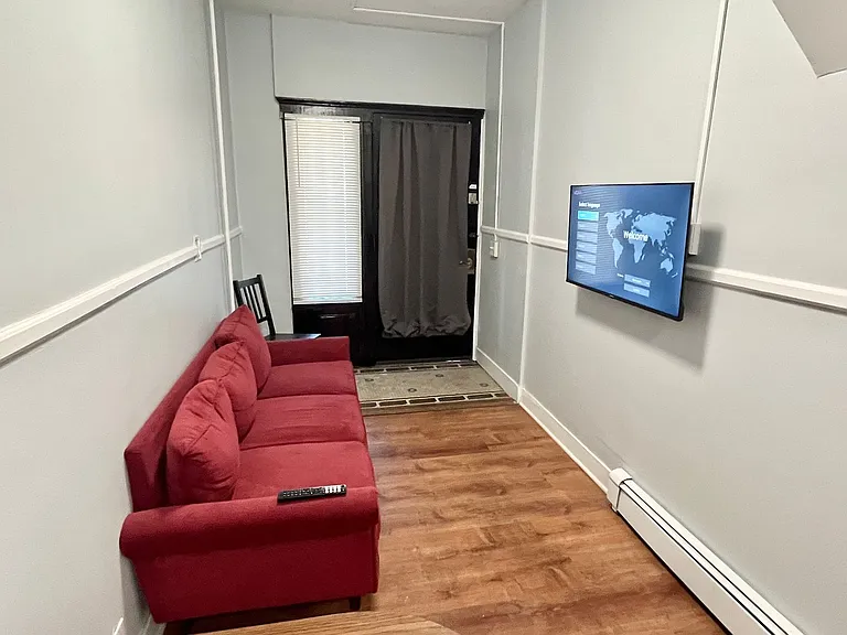 56 Hillside Pl #1 — Photo 32