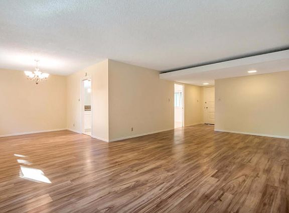 5th image of 6409 Greenhaven Dr