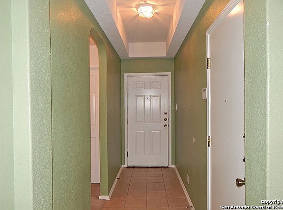 2nd image of 1035 Daffodil Way