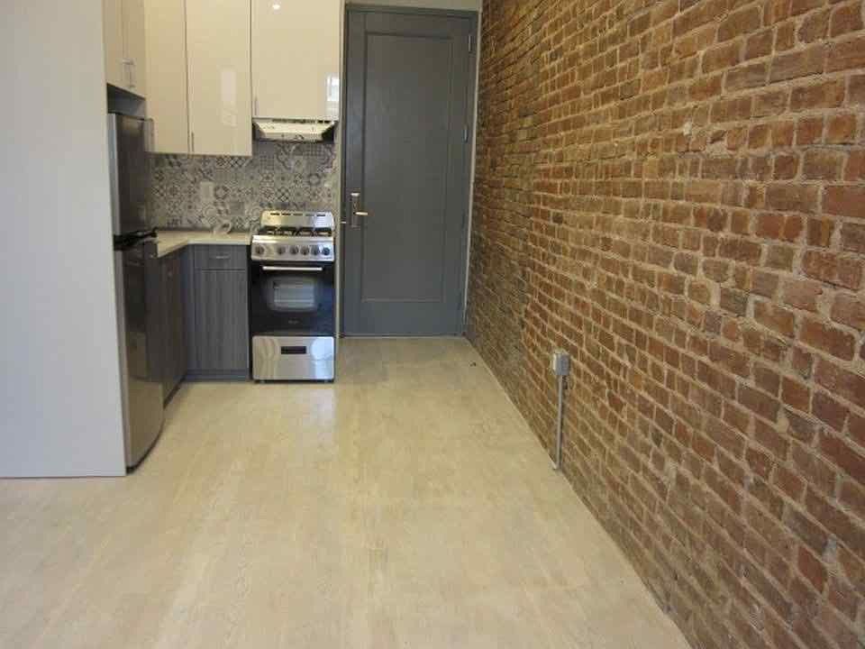 1st image of 186 Quincy St APT 9C