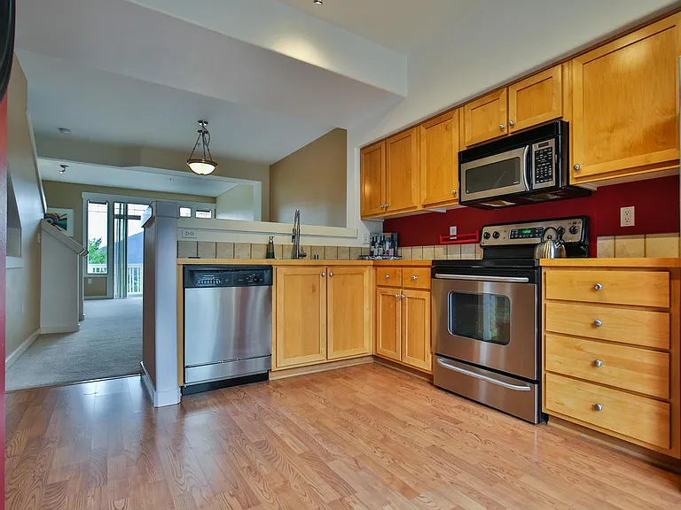 23120 SE Black Nugget Rd #R5 — Photo 11