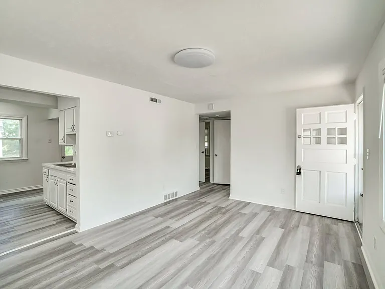 13117 Wilton Ave — Photo 21