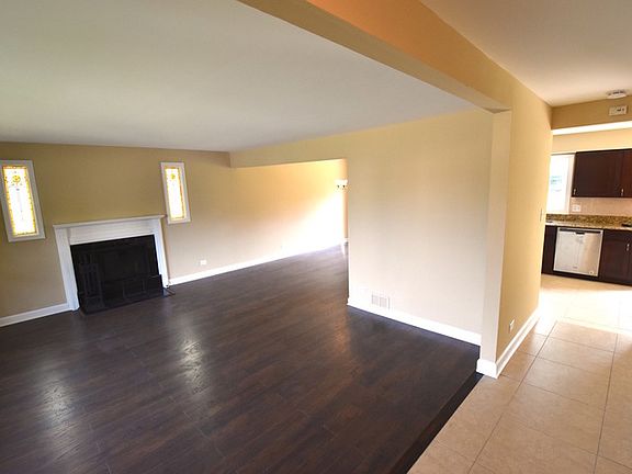 4th image of 1005 Bear Paw Ct