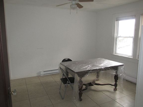 3rd image of 700-702 Park Ave