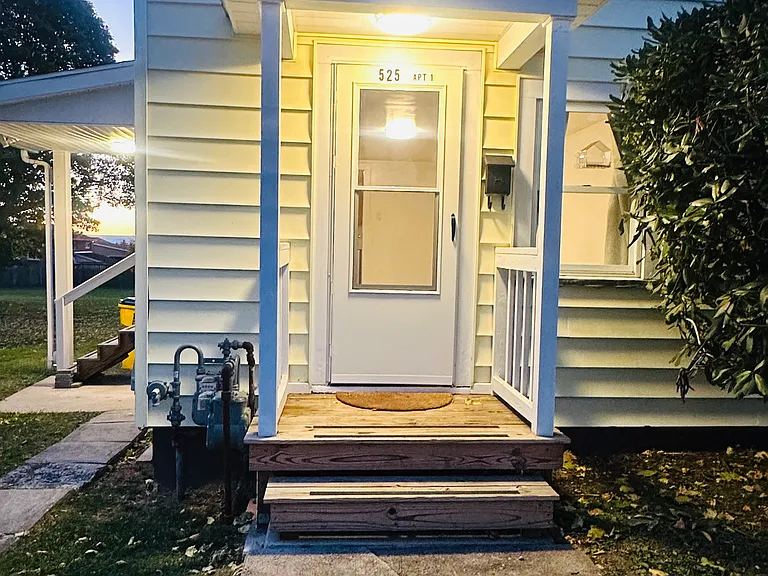 525 Cherry Ln — Photo 29