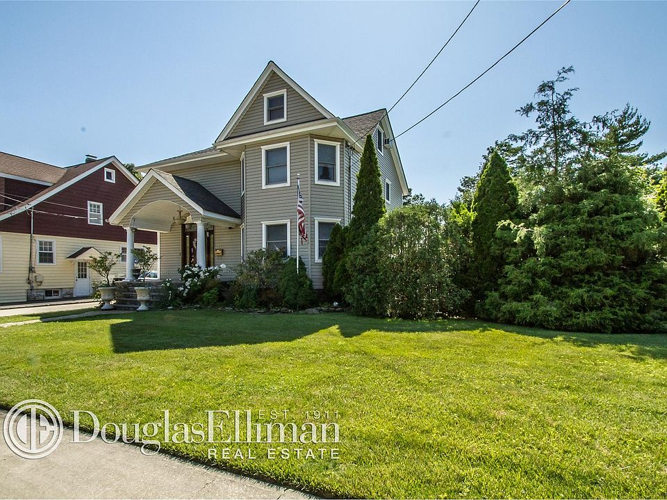 2nd image of 71 Lynbrook Ave