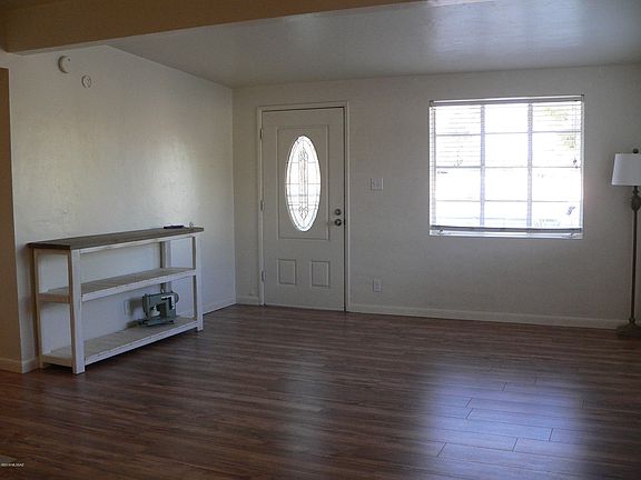 5th image of 931 S Duke Dr