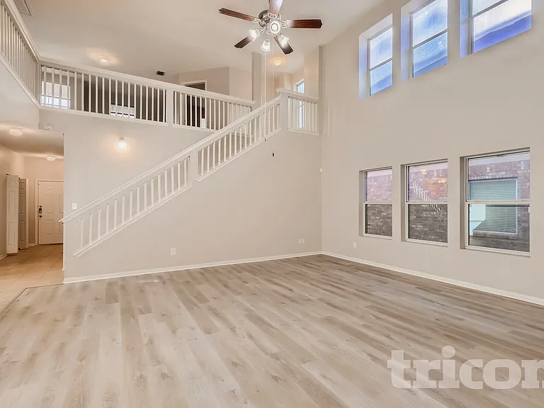 8819 Olmstead Park — Photo 10